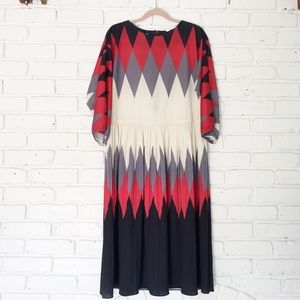1970's Diamond Print Dress Plus Size